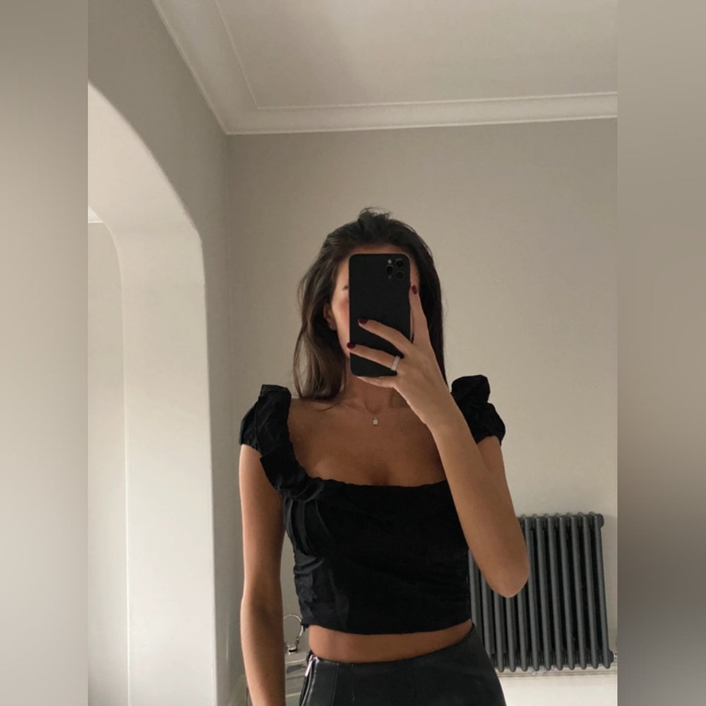 Zara black crop top bralet ruffle